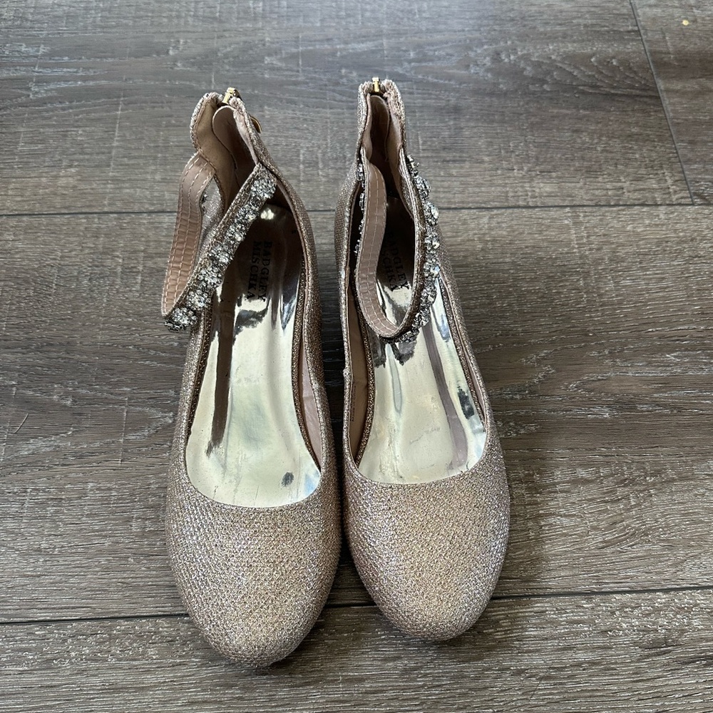Badgley Mischka Girls sparkly heels